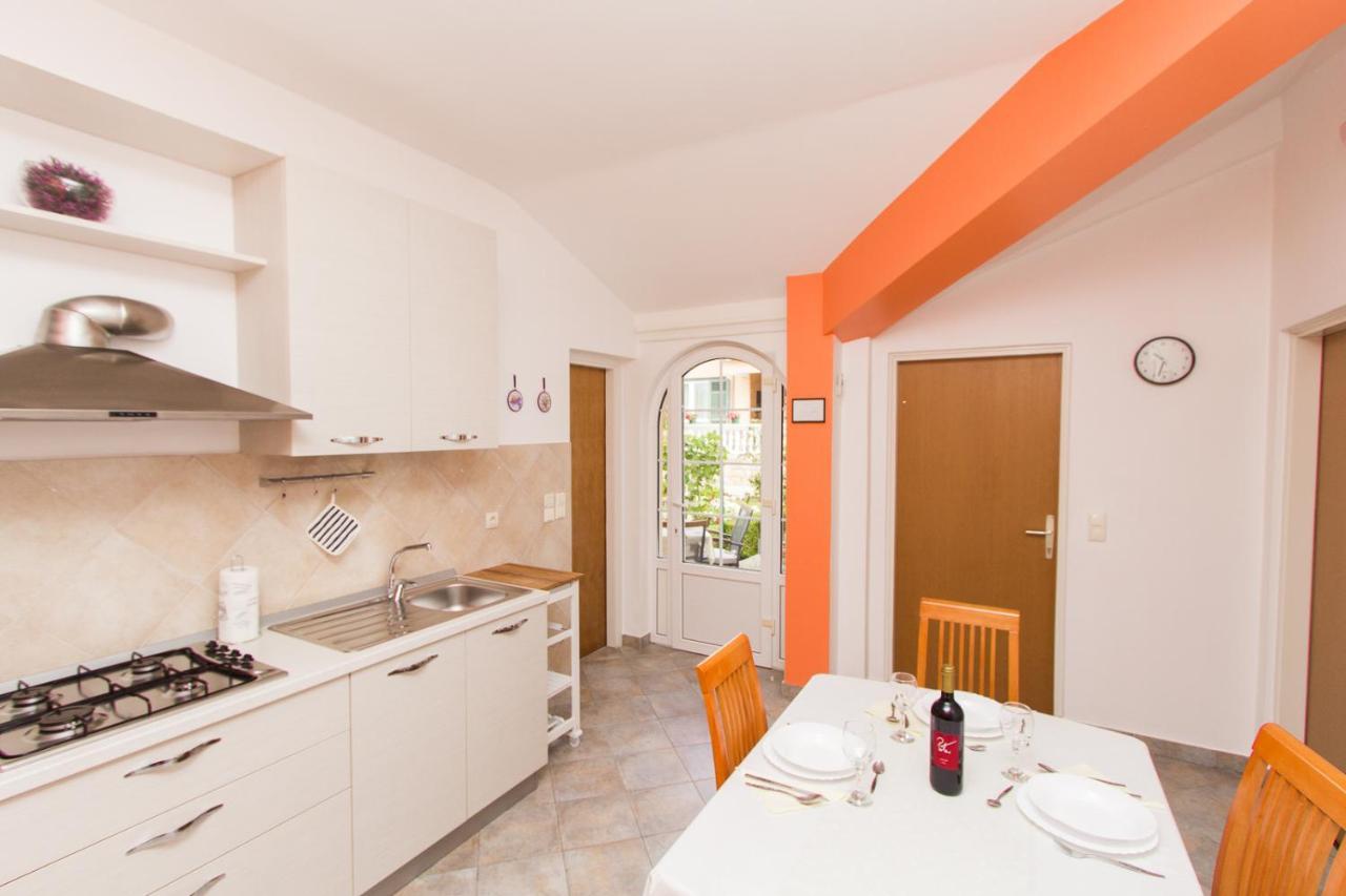 Apartments Lupus Водице Экстерьер фото