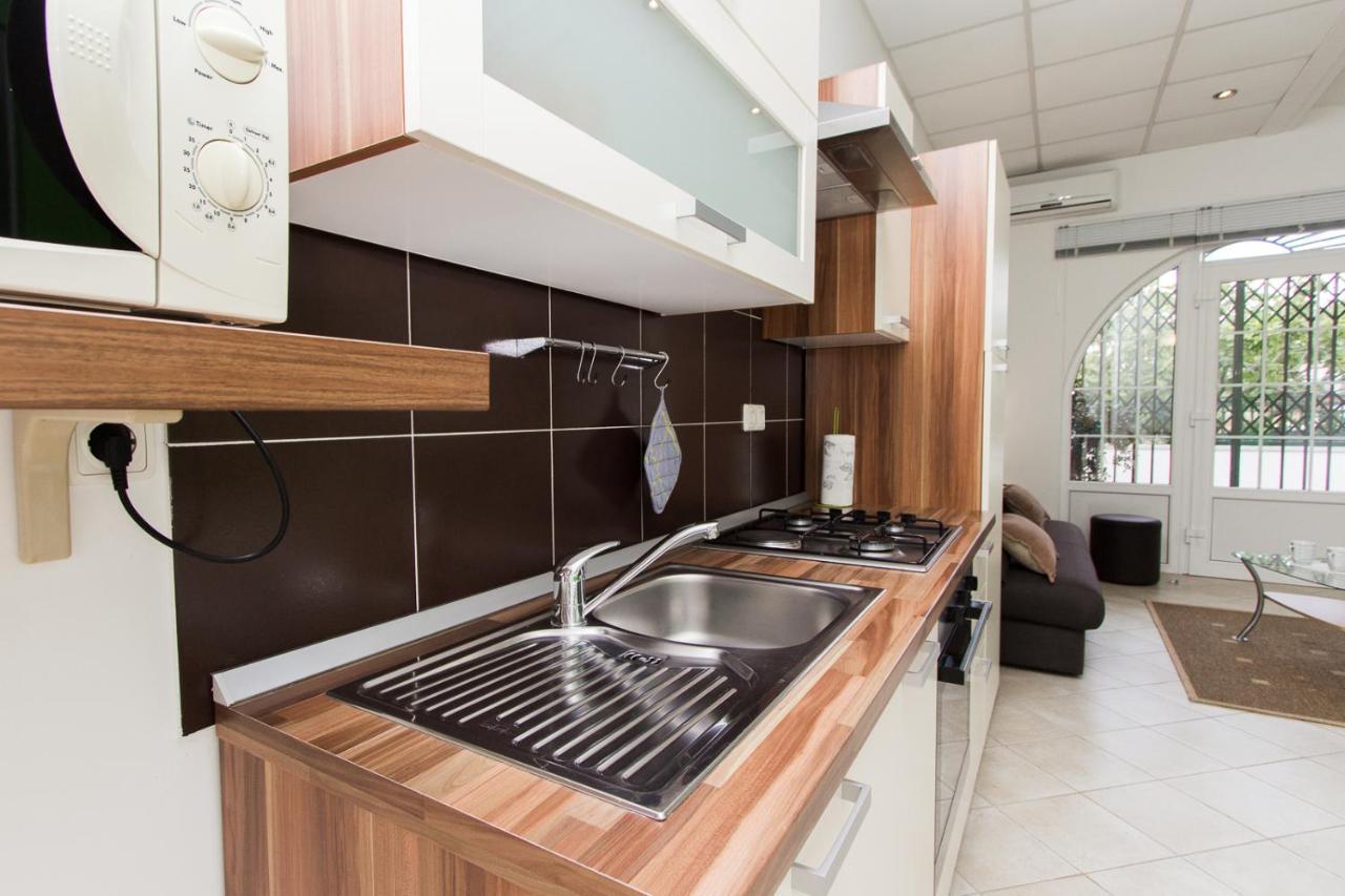 Apartments Lupus Водице Экстерьер фото